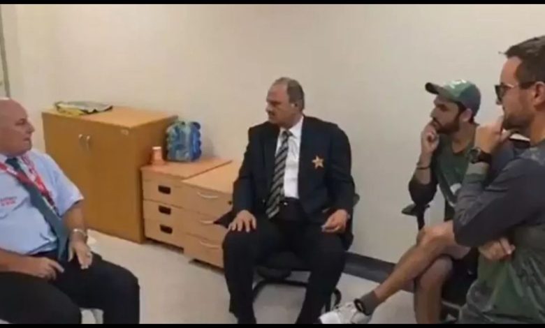 Andy Pycroft का वायरल वीडियो फैंस ने बताया फेक, PCB की माफी का दावा सोशल मीडिया पर बना मजाक