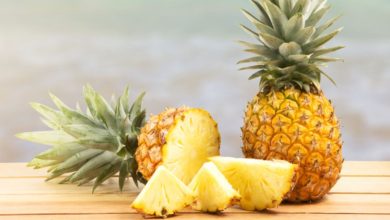 Benefits Of Pineapple: कब्ज़ से तुरंत राहत पाने के लिए पाइनएप्पल खाएं, पेट साफ और डाइजेस्टिव सिस्टम बने मजबूत और स्वस्थ