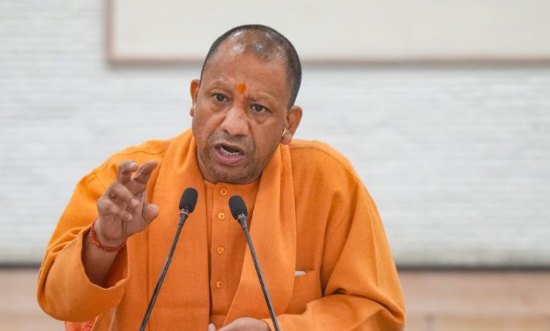 UP News: यूपी सरकार ने घोषित की ‘सर्जिकल स्ट्राइक’ योजना, घुसपैठियों पर चलेगी कड़ी कार्रवाई, जानिए पूरी रणनीति